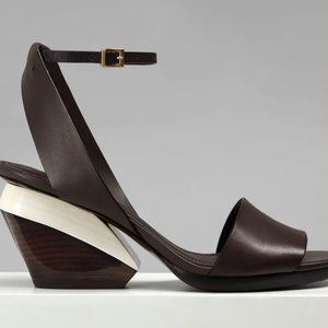 Mercedes Castillo Leyna Heel size 9 (39)